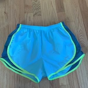Nike women’s shorts